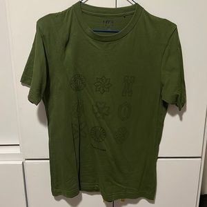 Uniqlo UT Demon Slayer Kimetsu no Yaiba Green XXS